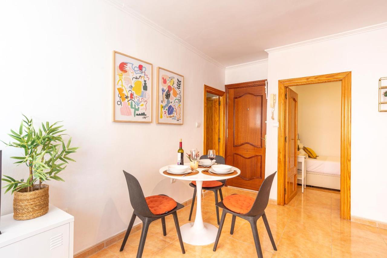 Apartamento Santa Marta 5 マラガ エクステリア 写真